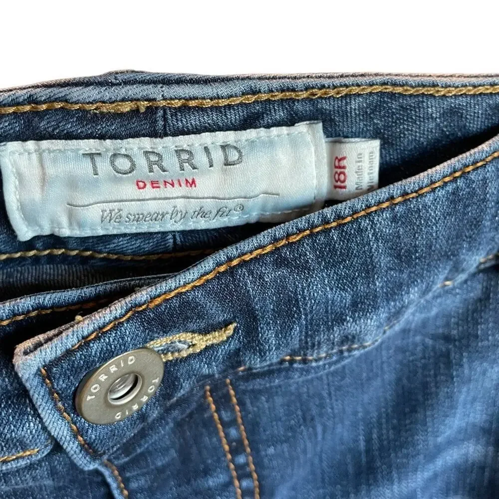 Torrid Straight leg Boyfriend Jeans Sz 18 - Picture 4 of 8